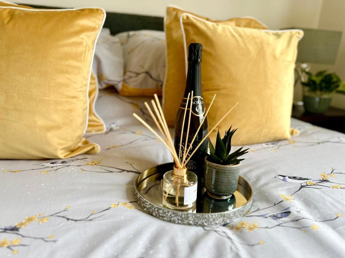 Three Bedroom Rural, Relaxing And Peaceful,Dogs Welcome! With Cymru Holidays Abergavenny Luaran gambar