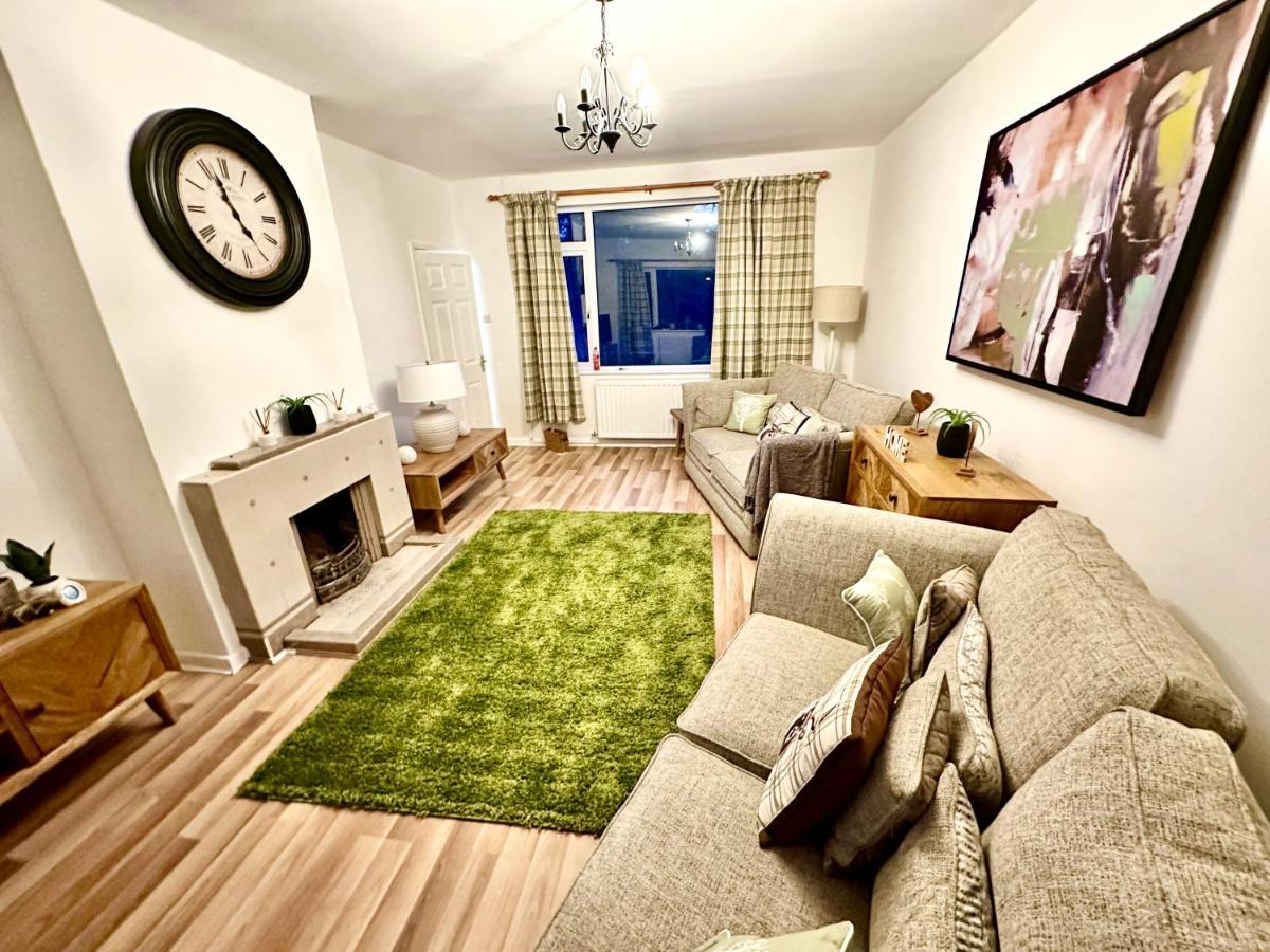 Three Bedroom Rural, Relaxing And Peaceful,Dogs Welcome! With Cymru Holidays Abergavenny Luaran gambar